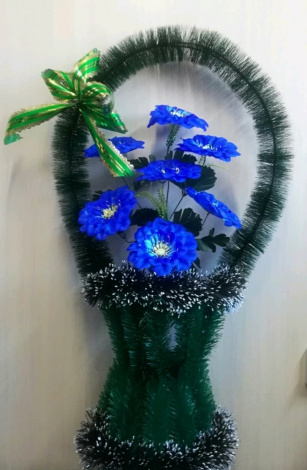 Корзина ритуальная "Полубарыня"